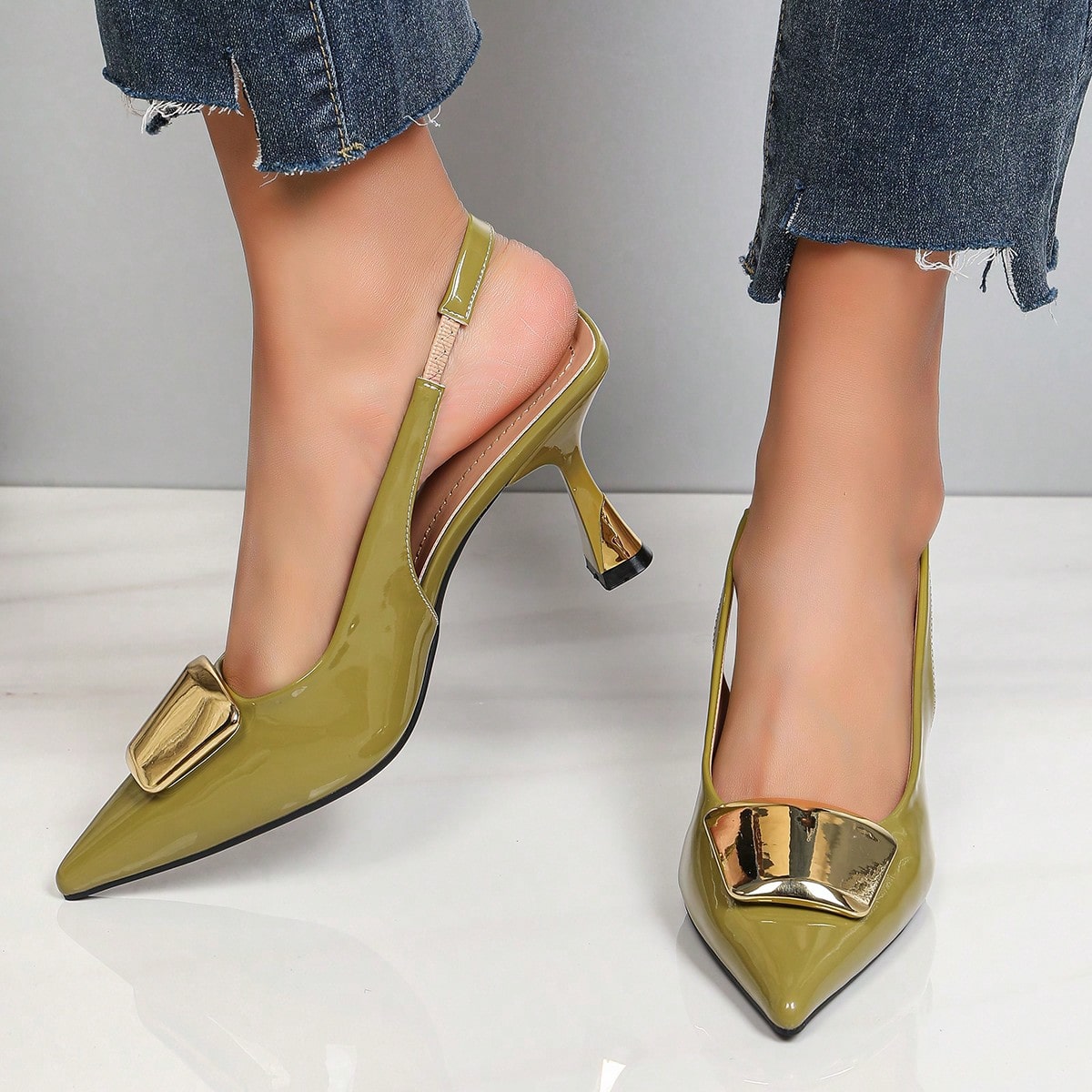 Sepatu Hak Tinggi Model Slingb - Event & Party Supply ulasan dan harga